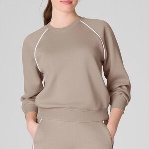GUC🤎SPANX AirEssentials® Pique Long Sleeve Crewneck Top Ashwood Small